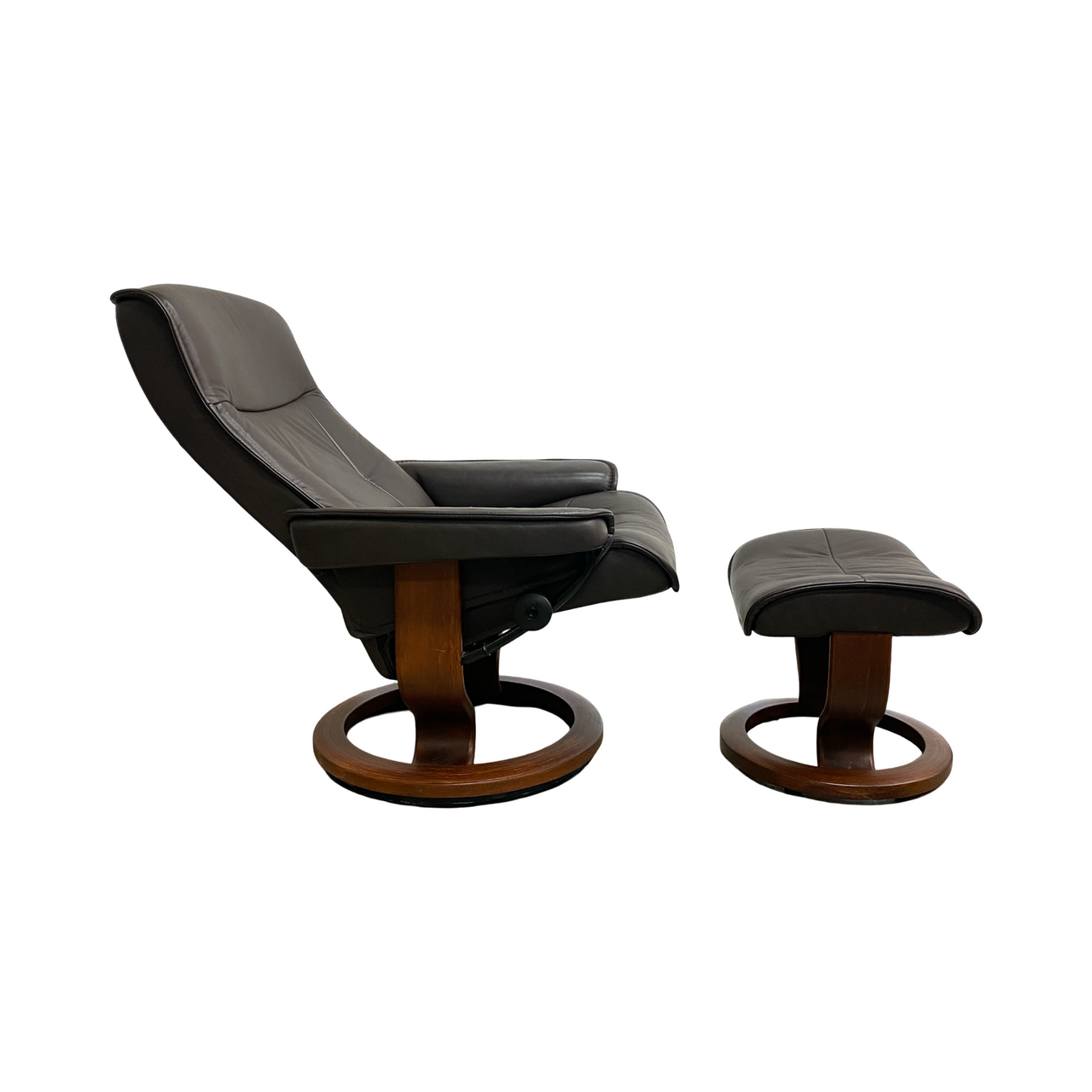 Ecornes Norwegian Stressless Leather Recliner Armchair With Footstool