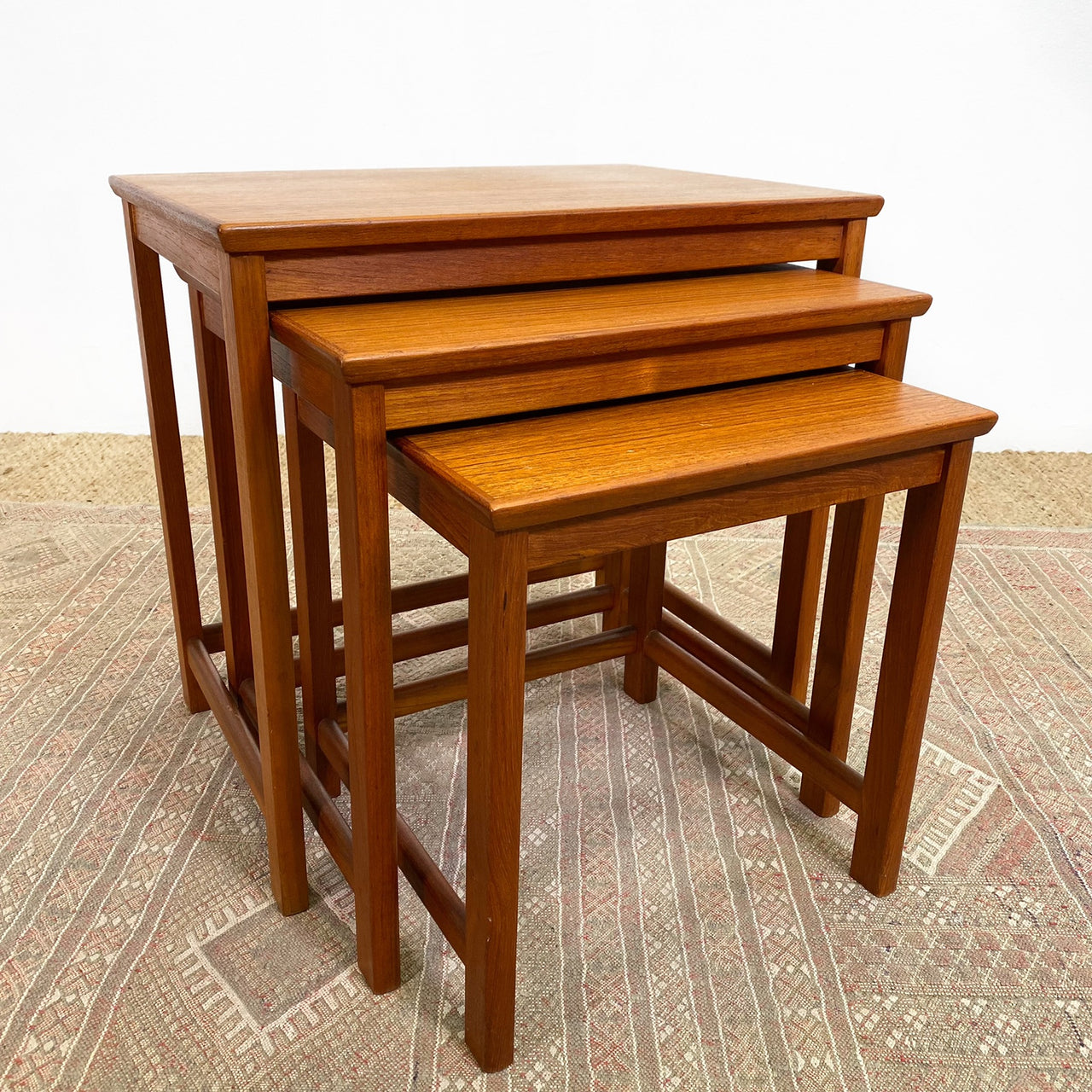 Mid Century Parker Nesting Side Tables