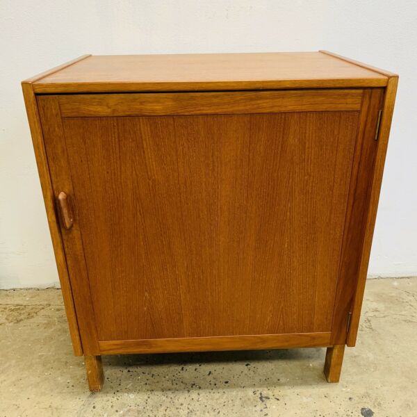 Parker 1970’s Bedside/cabinet