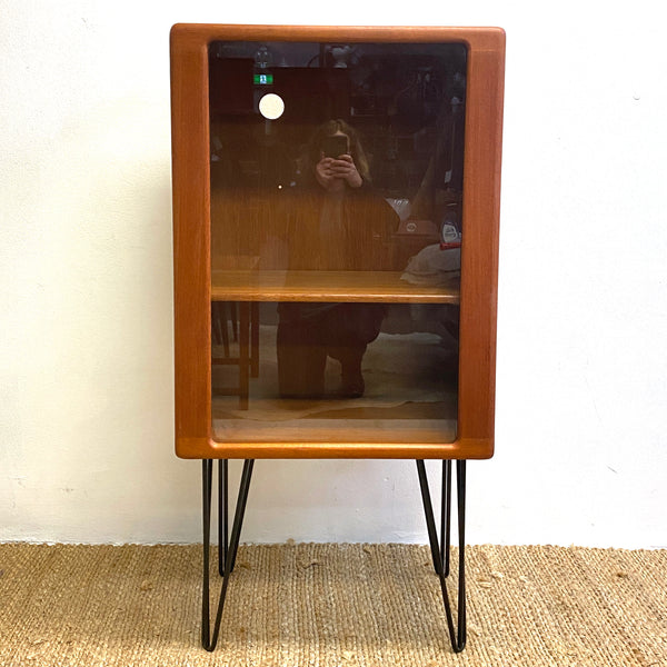 Mid Century Danish Dyrlund Teak Entertainment Display Cabinet