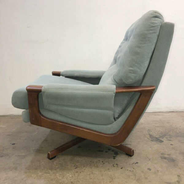 TESSA Swivel Arm chair