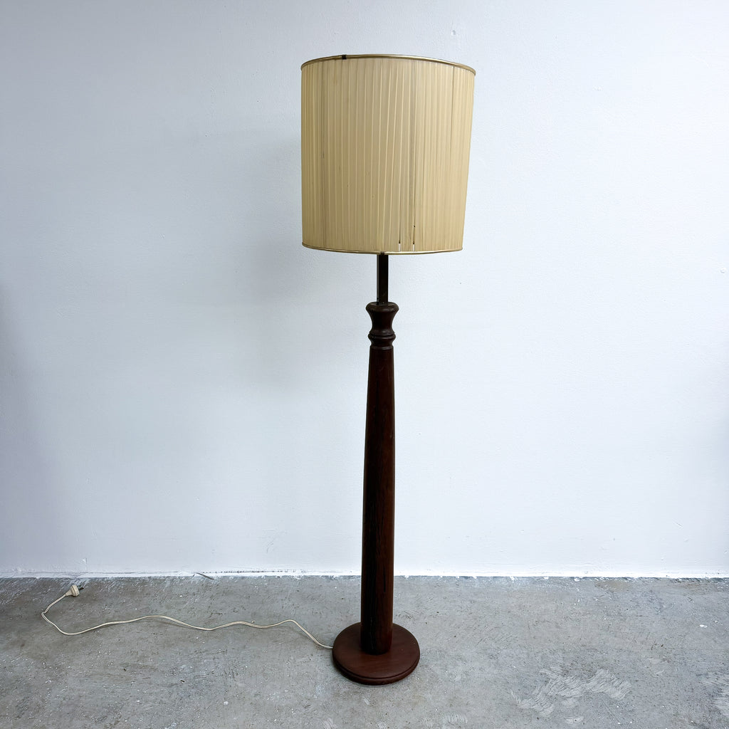 1950-60's Wood And Brass Vintage Floor Lamp Wound Vinyl Ribbon Shade
