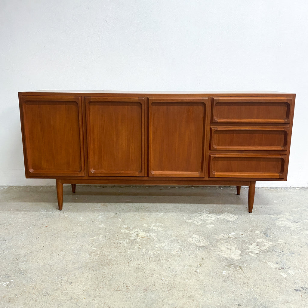 Chiswell_sideboard
