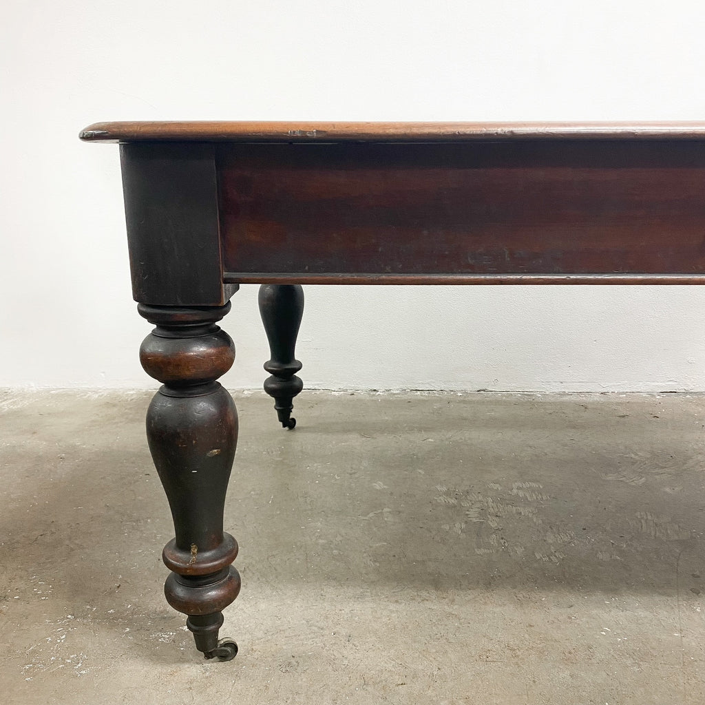 Colonial Turned Leg Cedar Dining Table