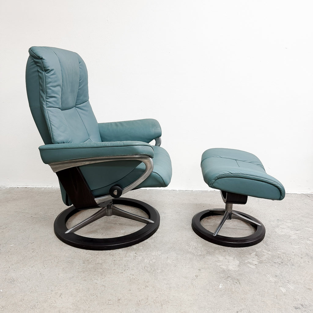 Ecornes Norwegian Stressless Leather Armchair Recliner With Footstool