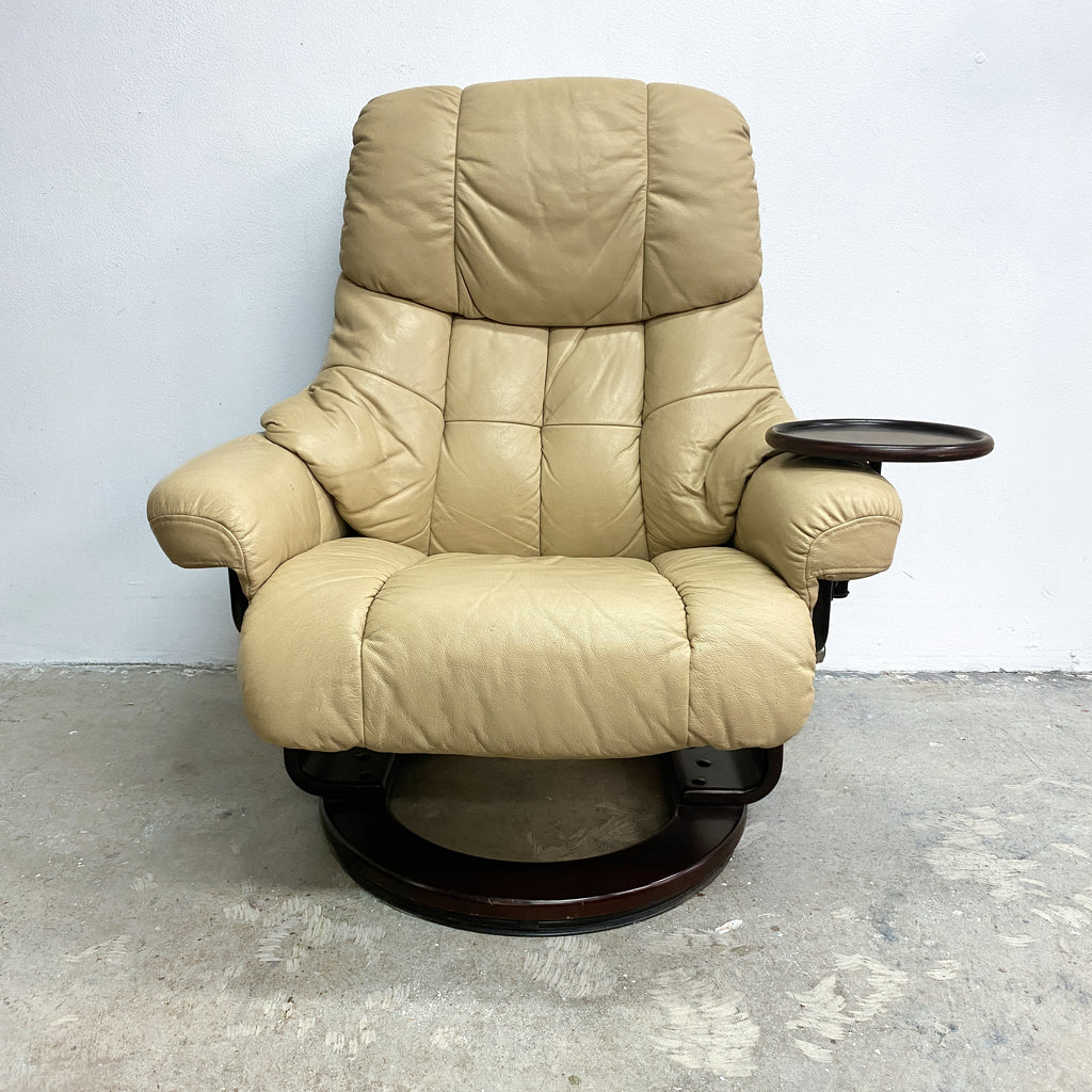 Ekornes Stressless Leather Recliner with Swivel Base and Table