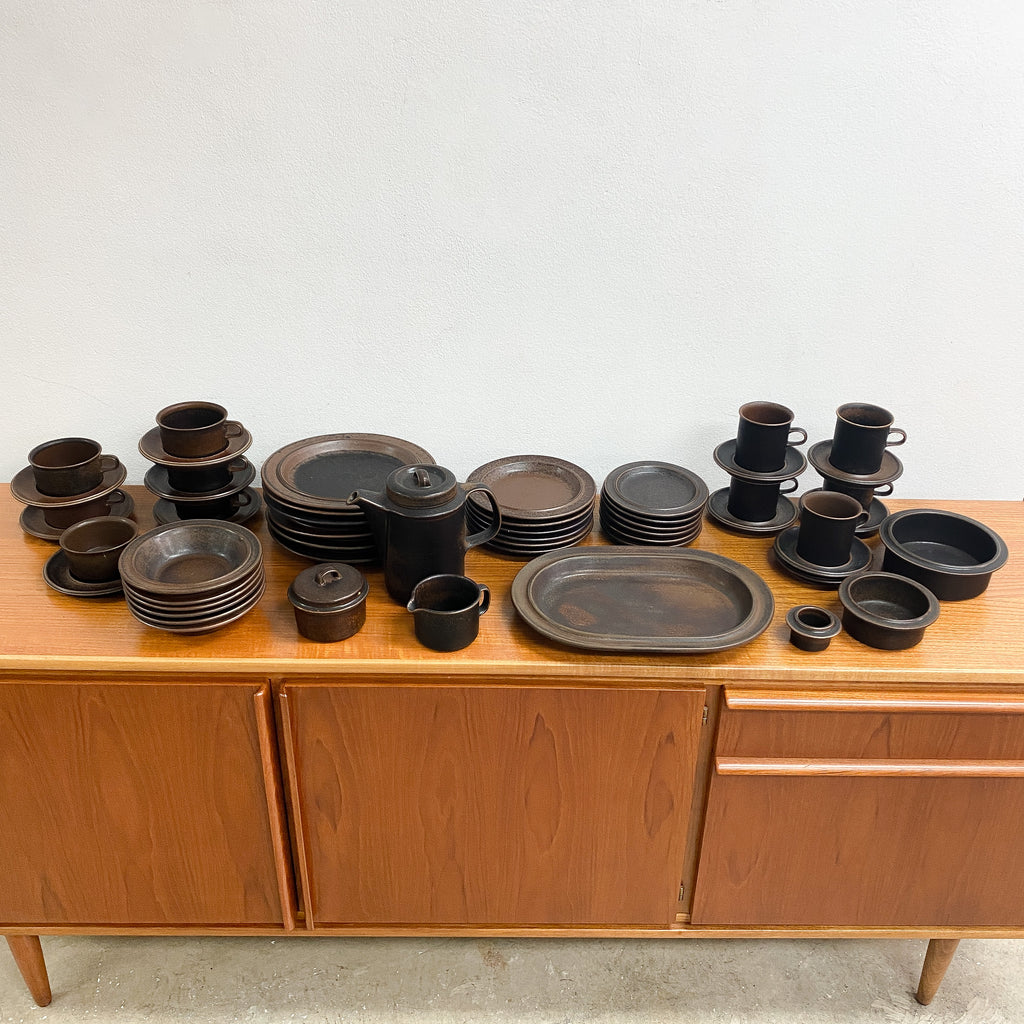 Mid Century Arabia "Ruska" Coffee And Dinner Set