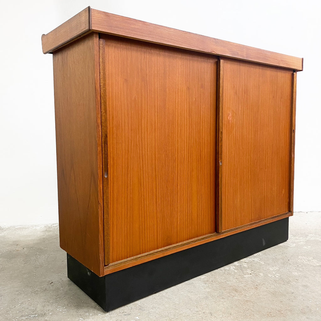Fabulous Mid Century 1970s Orange And Teak Bar