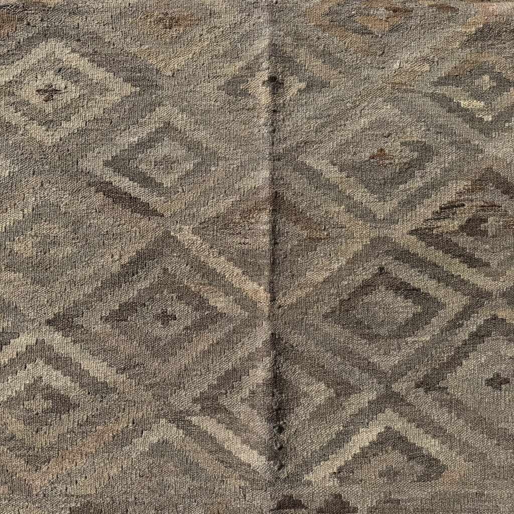 Hand Woven Wool Beige Kilim Rug #053