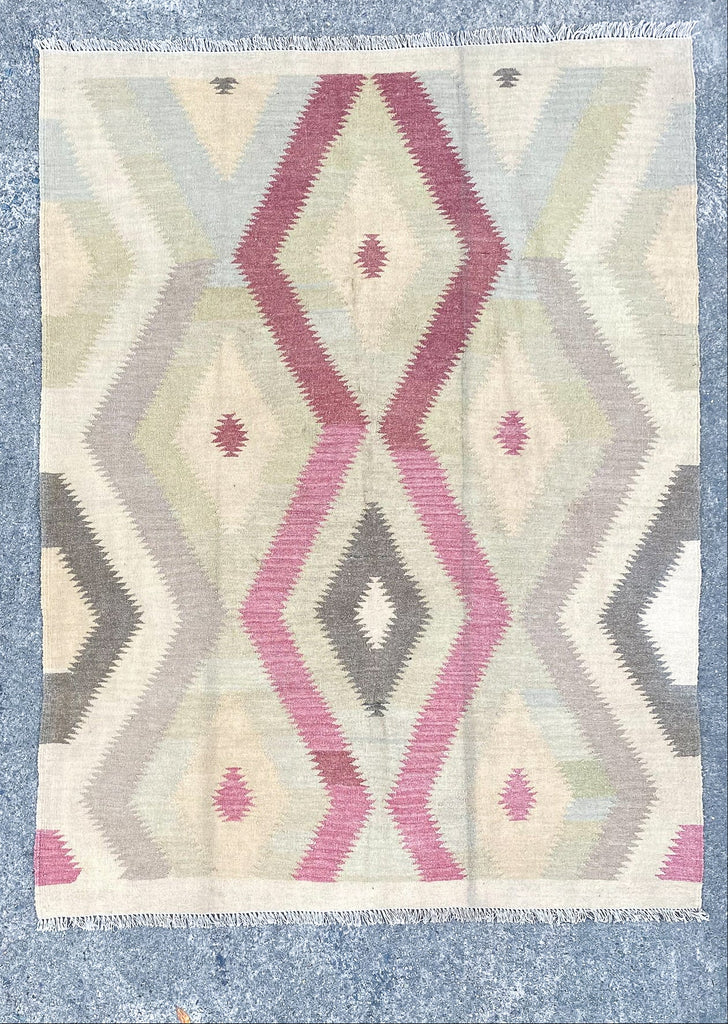 Handmade Wool Kilim Rug With Diamond Pattern