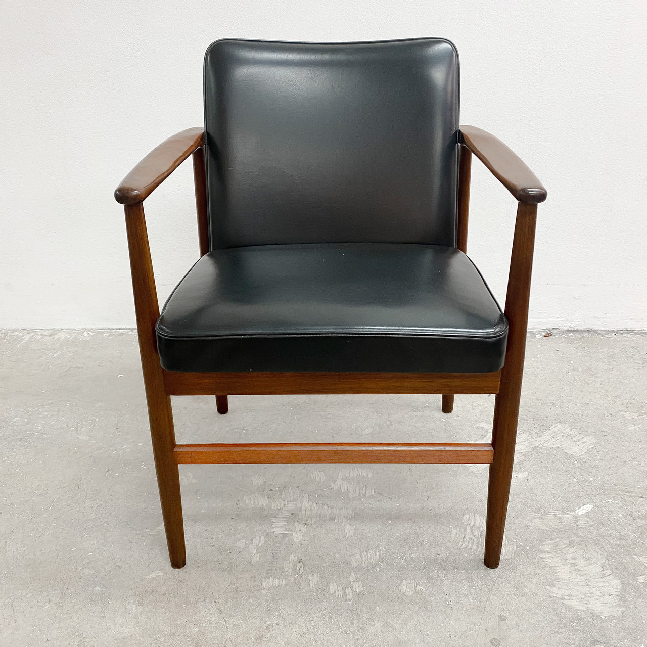 Mid Century Teak Frame Black Vinyl Carver Chair