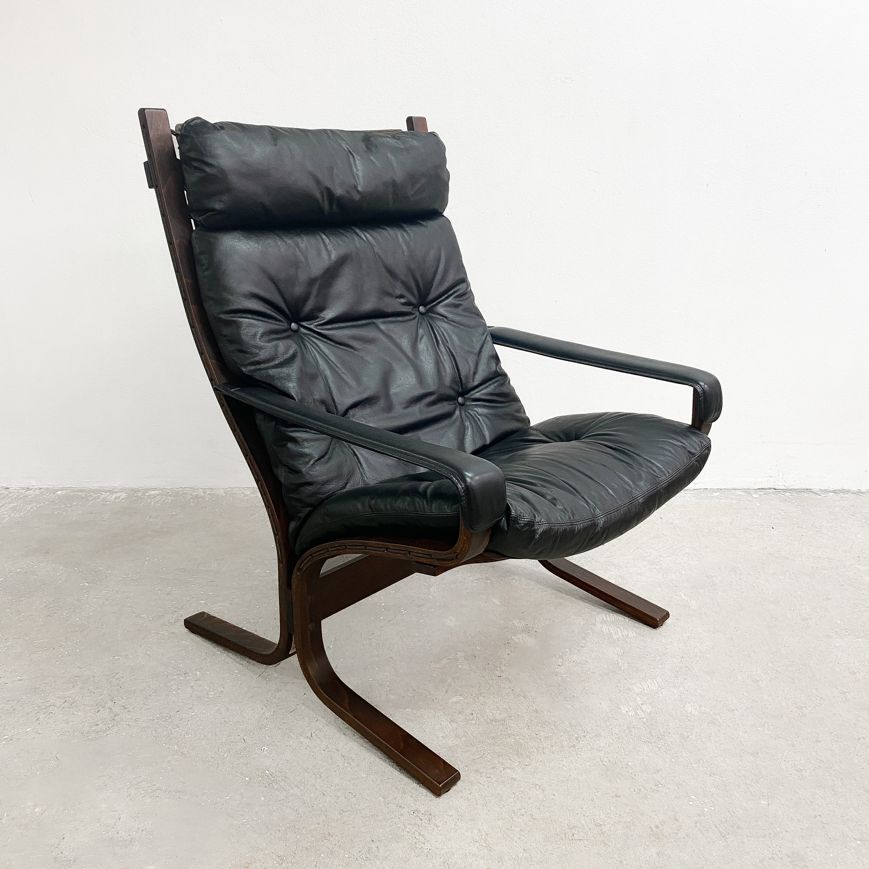 Mid Century 'Siesta' Chair By Ingmar Relling With Footstool– The Design Ark