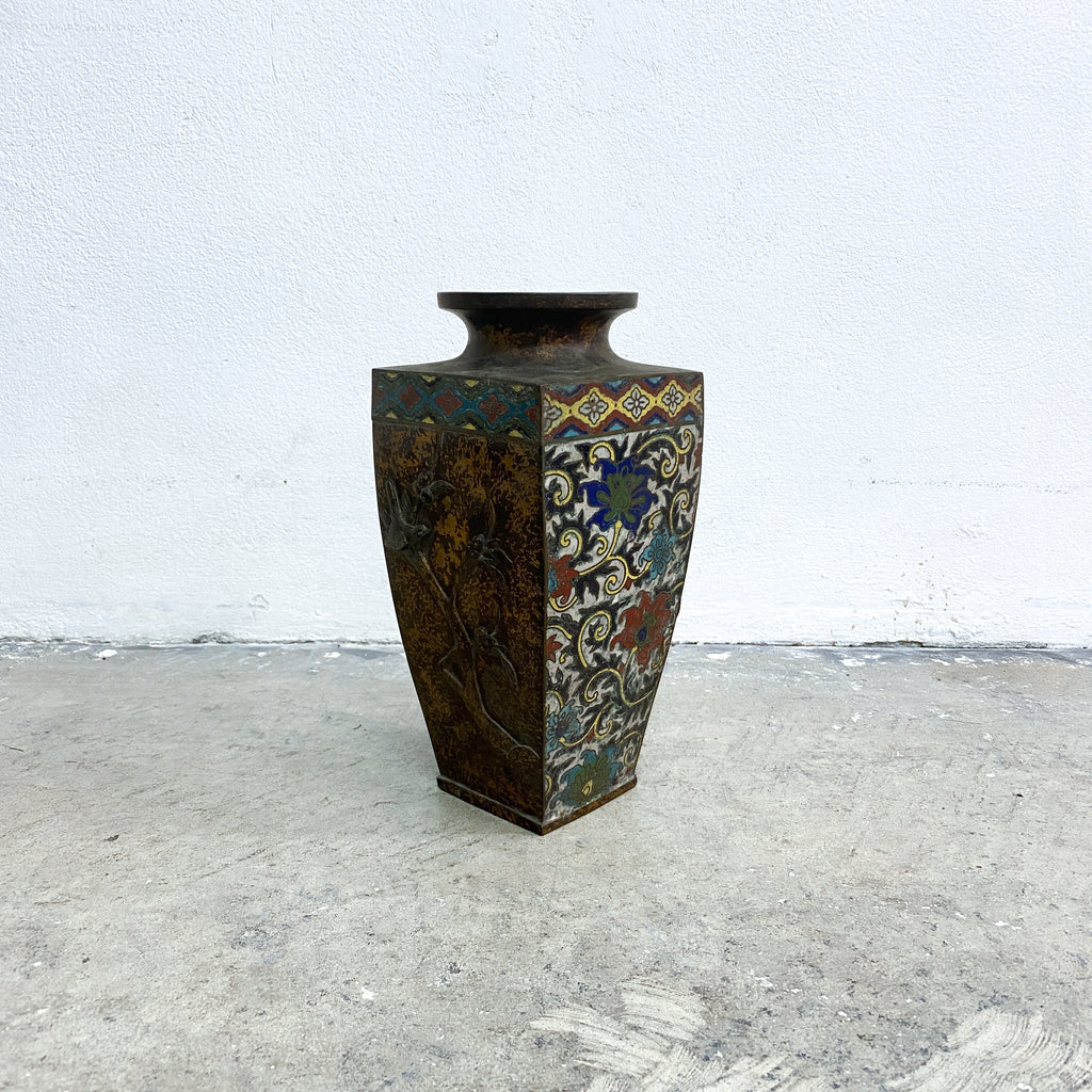 Late 19th Century Enamelled Chinese Vase