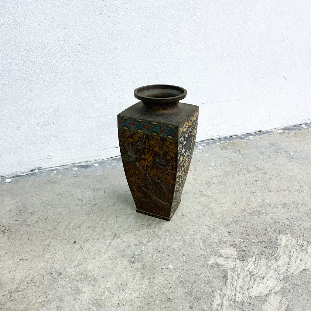 Late 19th Century Enamelled Chinese Vase