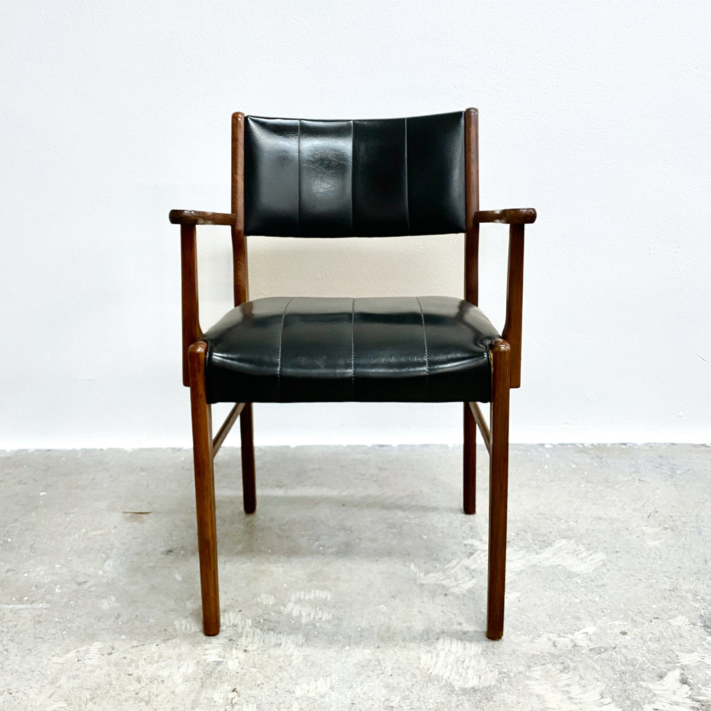Mid Century Black Vinyl Carver - Newly Resprung