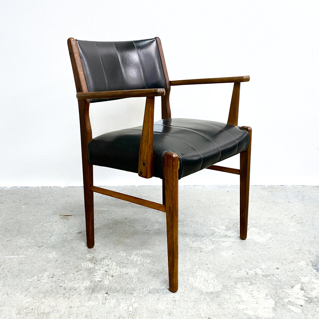 Mid Century Black Vinyl Carver - Newly Resprung