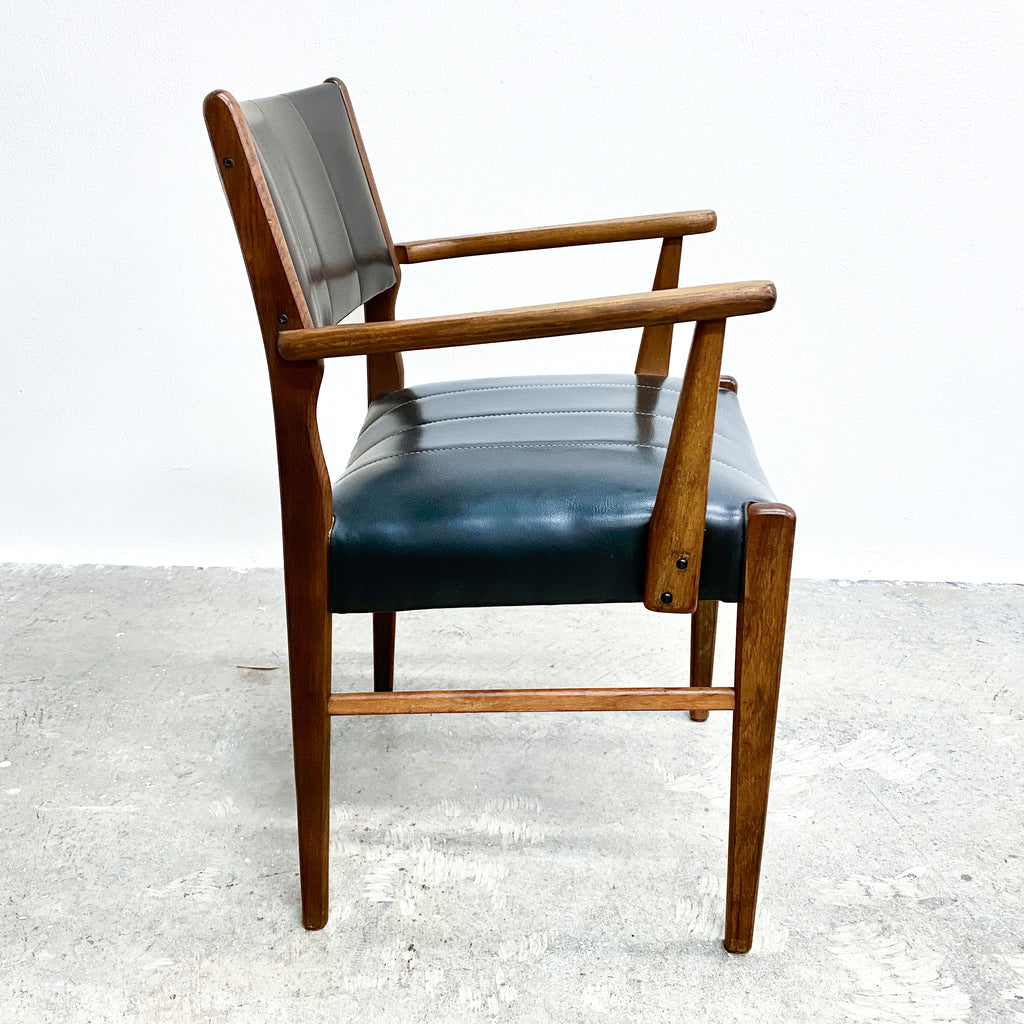 Mid Century Black Vinyl Carver - Newly Resprung