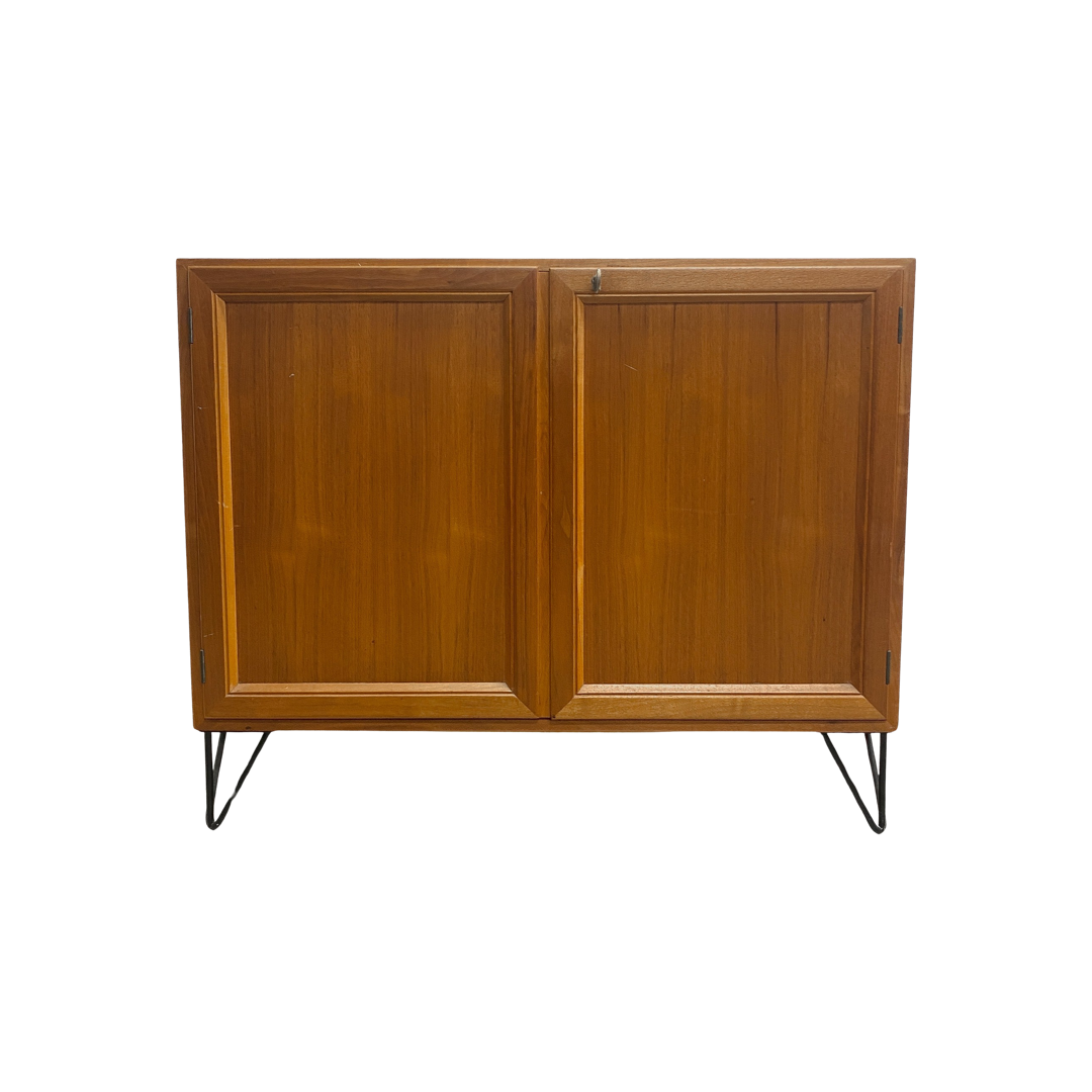 Mid Century Compact Sideboard Cabinet