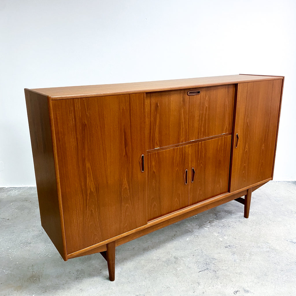 Mid Century Danish Teak Sideboard With Cocktail Cabinet 1970s
