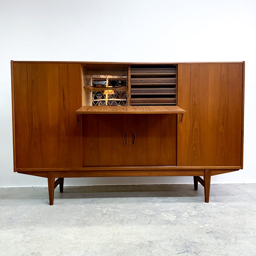 Mid Century Danish Teak Sideboard With Cocktail Cabinet 1970s