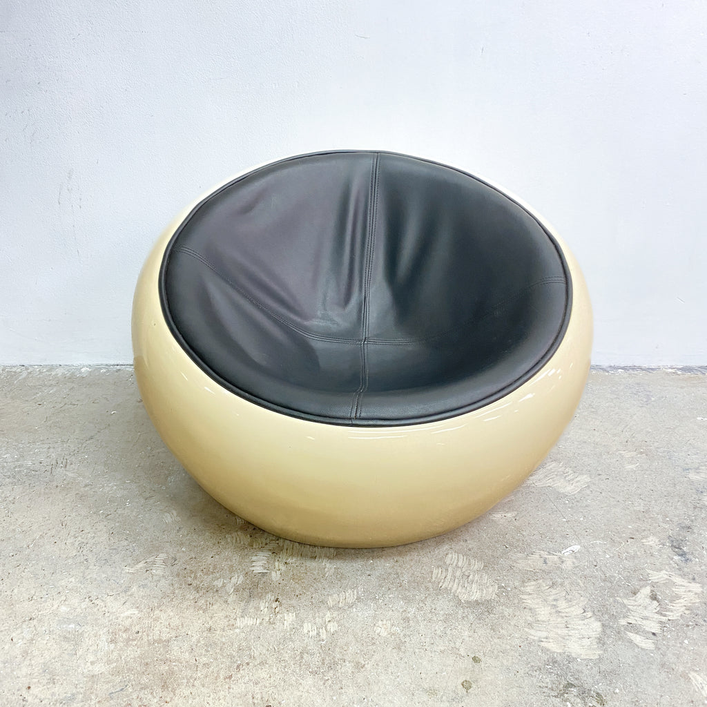 Mid Century Egg Pod Ball Chair By Eero Aarnio