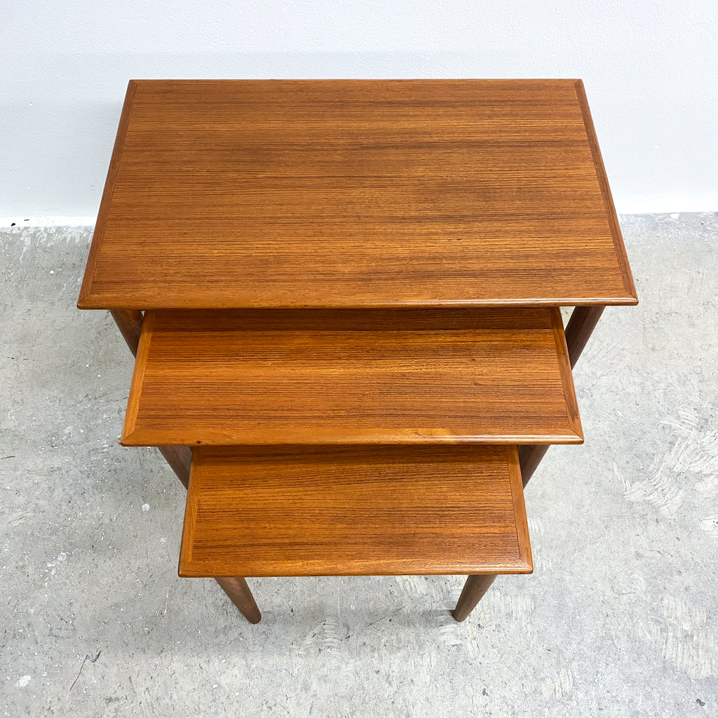Mid Century Parker Nesting Nest Of 3 Side Tables 