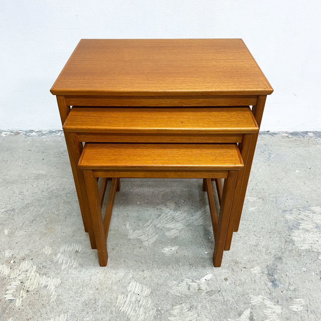 MidCenturyParkerNestof3Sidetables.1