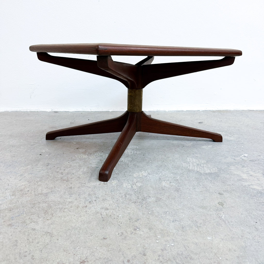 Mid Century Pedestal And Splayed Leg Side Table