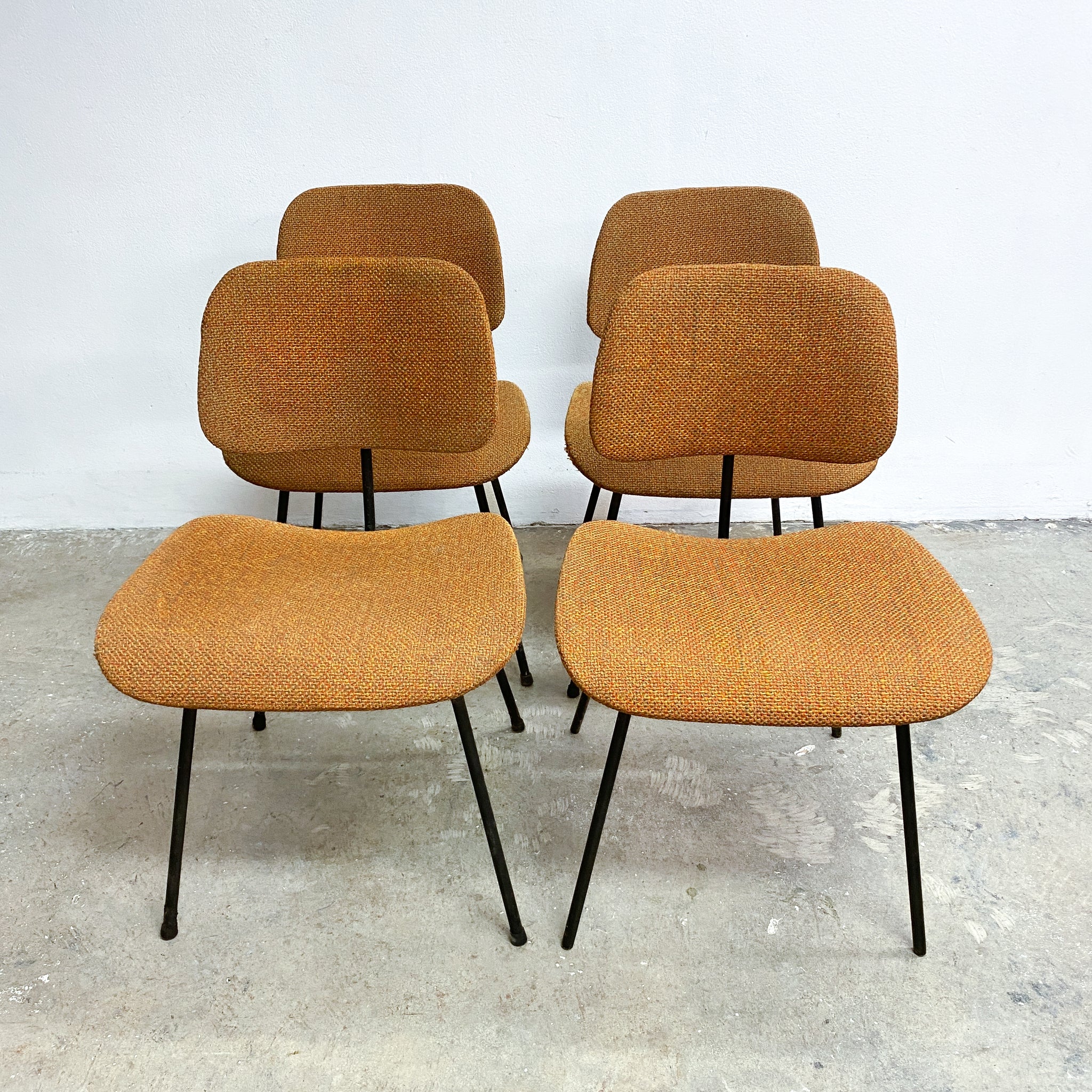 Mid Century Set of 4 Eames DCM Chairs Probably Made by Descon– The ...