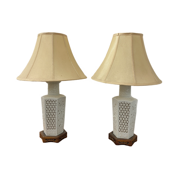 Pair Of Mid Century Oriental Ceramic Table Lamp With Shade