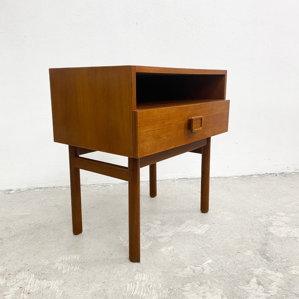 Pair Of Mid Century Parker Square Handle Bedside C 1975 - Restored