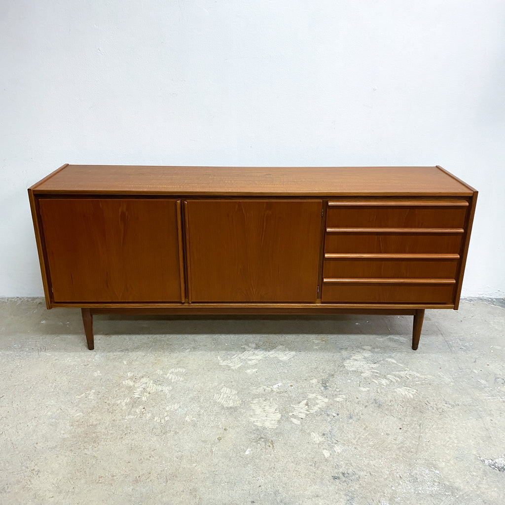 ParkerLipHandleSideboard