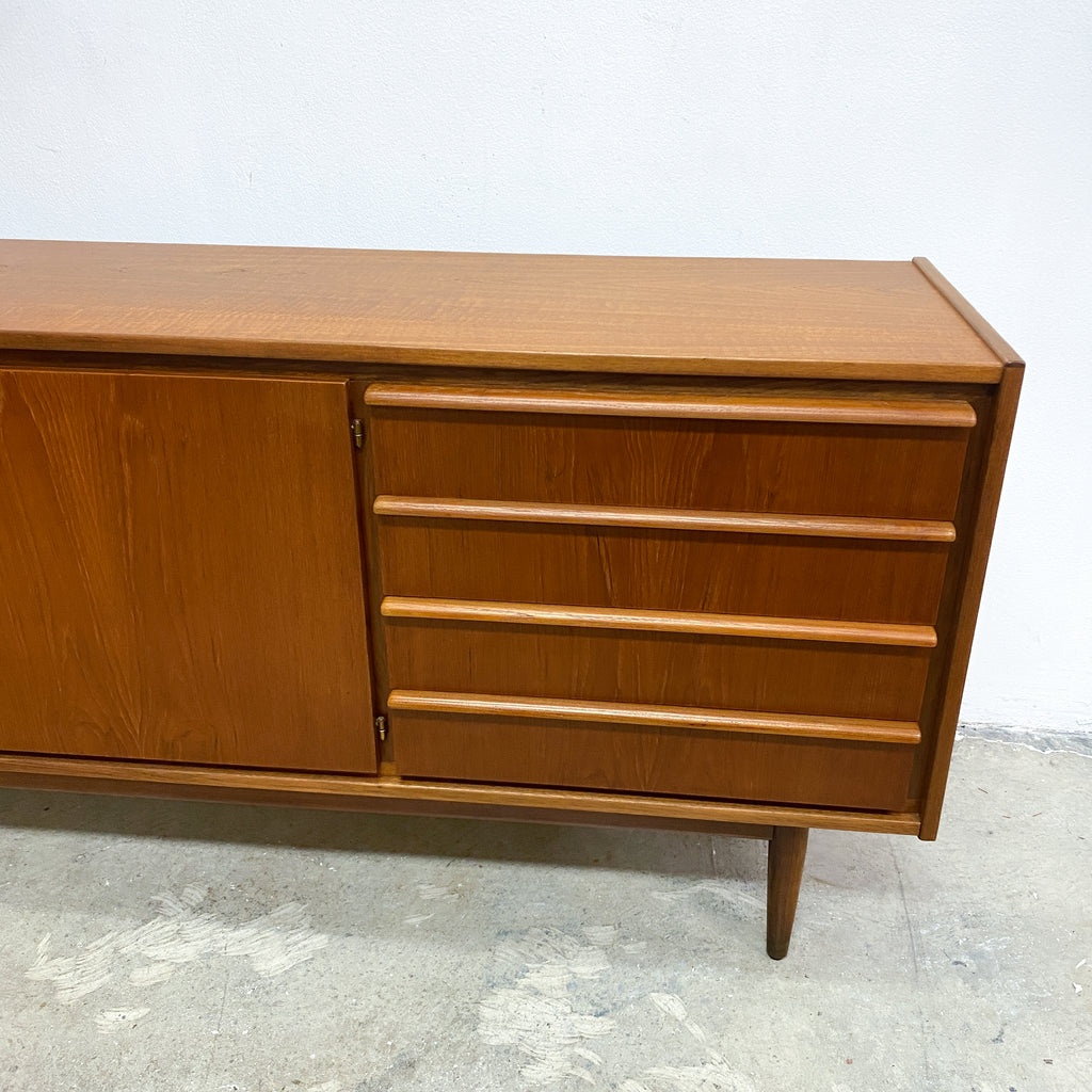 ParkerLipHandleSideboard