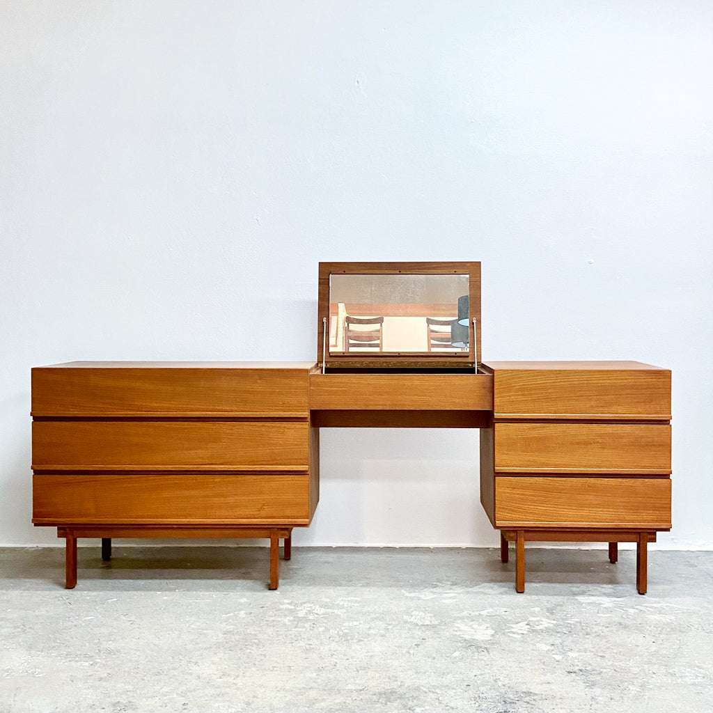 Rare Mid Century Parker Lip Handle Dressing Table
