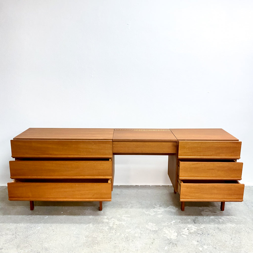 Rare Mid Century Parker Lip Handle Dressing Table