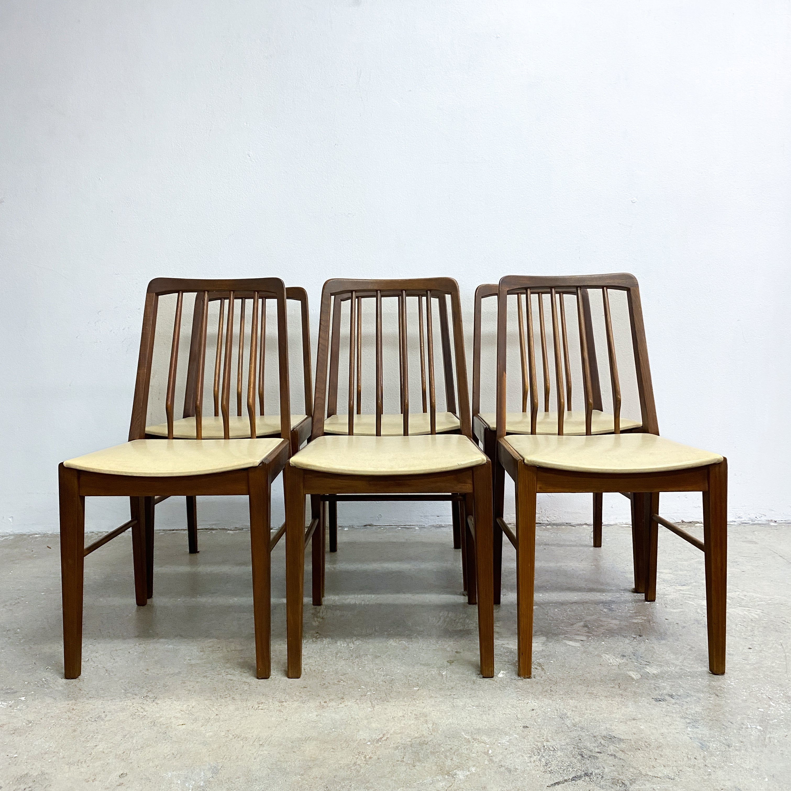 Set Of 6 Mid Century TH Brown 