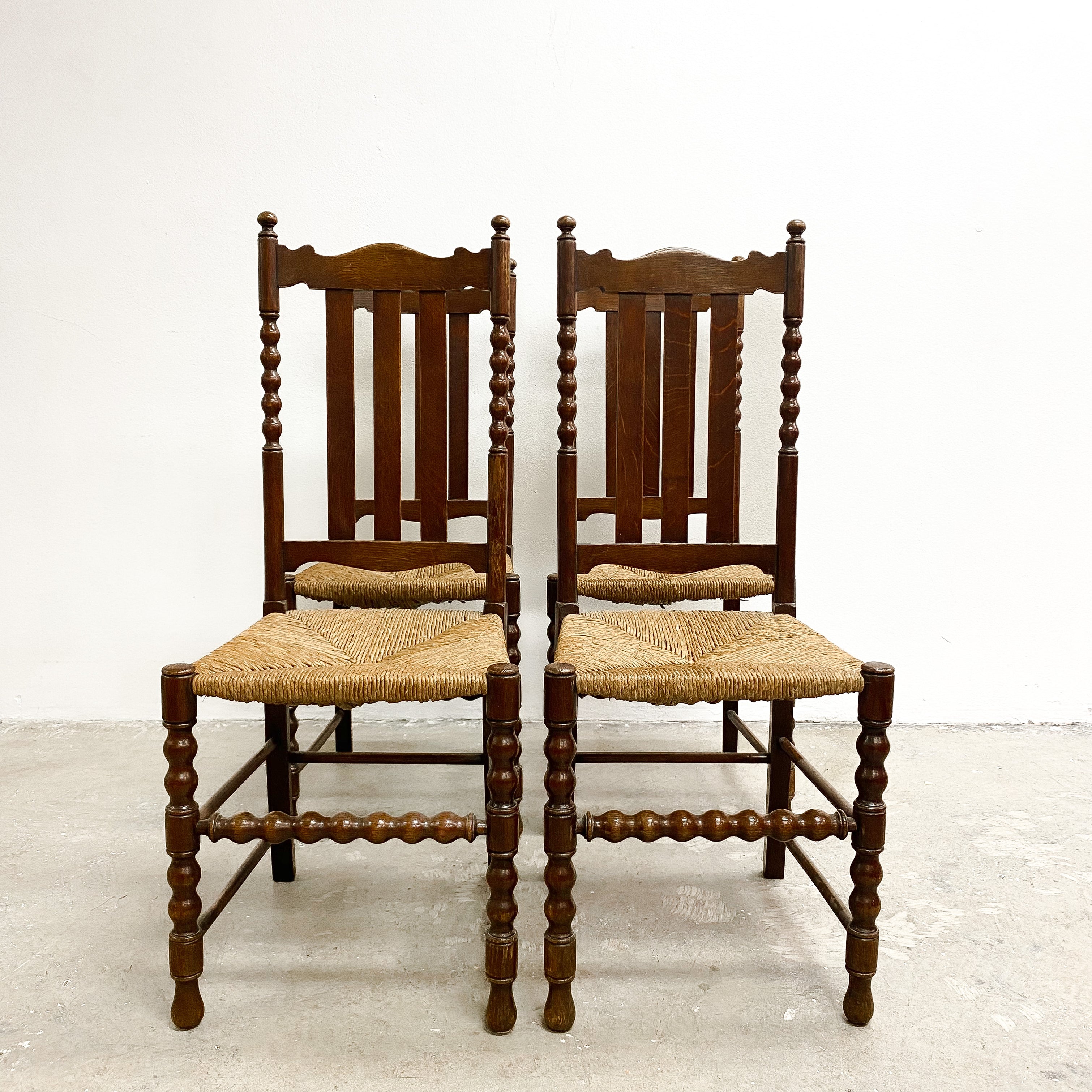 Set of Four Vintage Rush Seat Oak Dining Chairs– The Design Ark