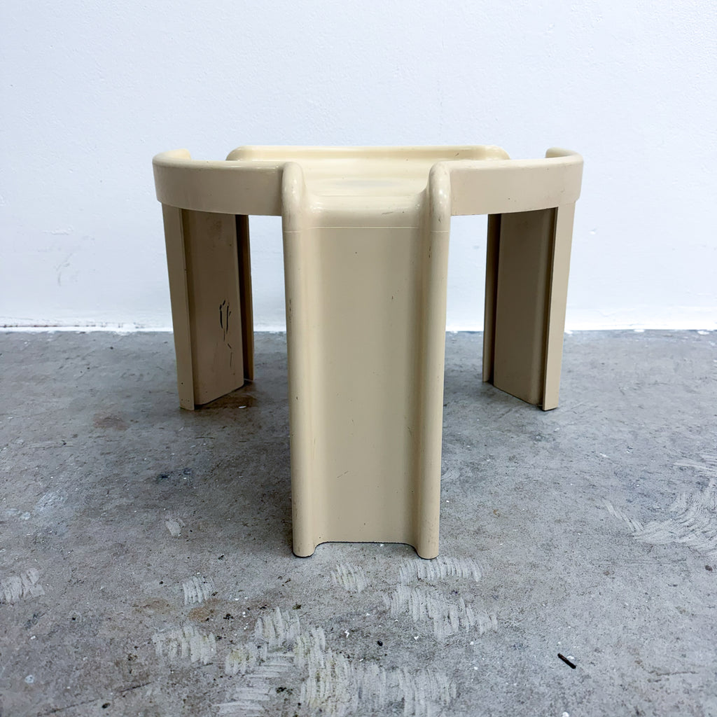 Vintage Kartell Side Table By Giotto Stoppino
