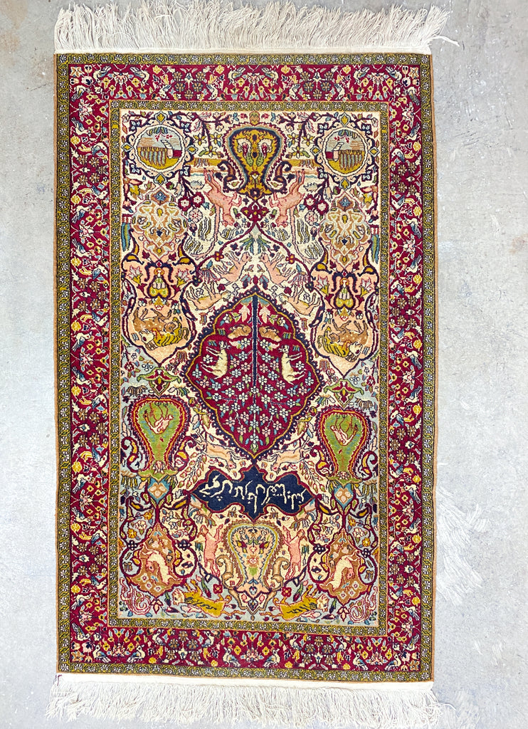 Vintage Persian Rug With Intricate Pattern