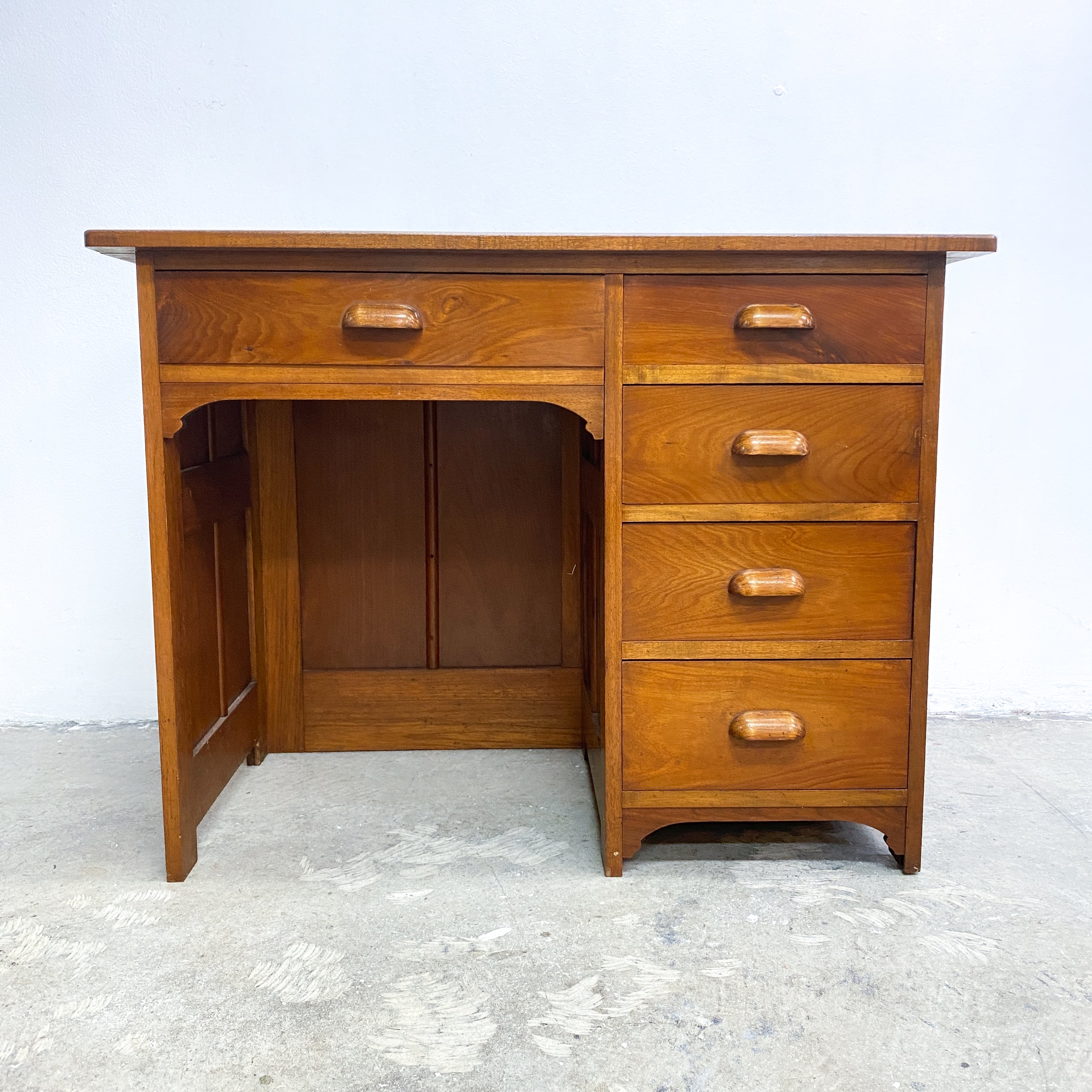 Vintage Tasmanian Blackwood Desk With Leather Top– The Design Ark
