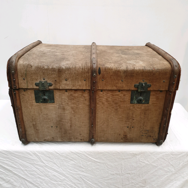 Antique Canvas Covered Trunk The Design Ark