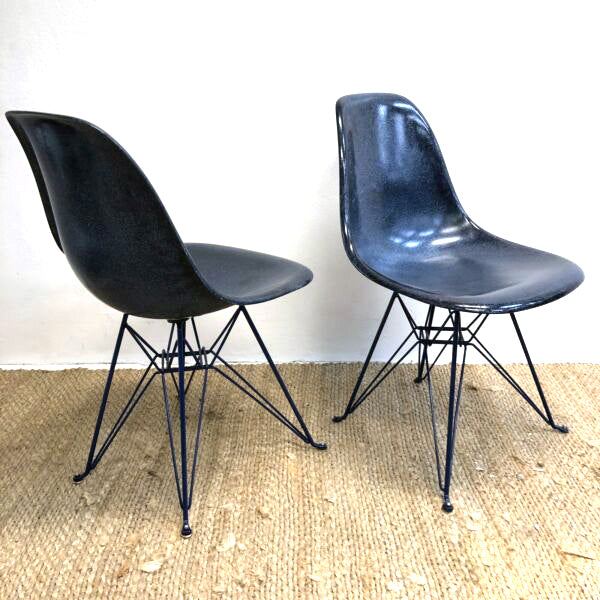 2 x Indigo Blue Fibreglass ‘Eiffel’ chairs by Modernica W/ Black Base