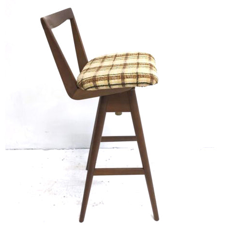 3 Original Cigar leg TH Brown Bar stools