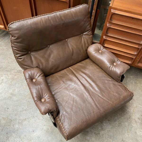 Danish Lowback 1970’s Retro Swivel Armchair
