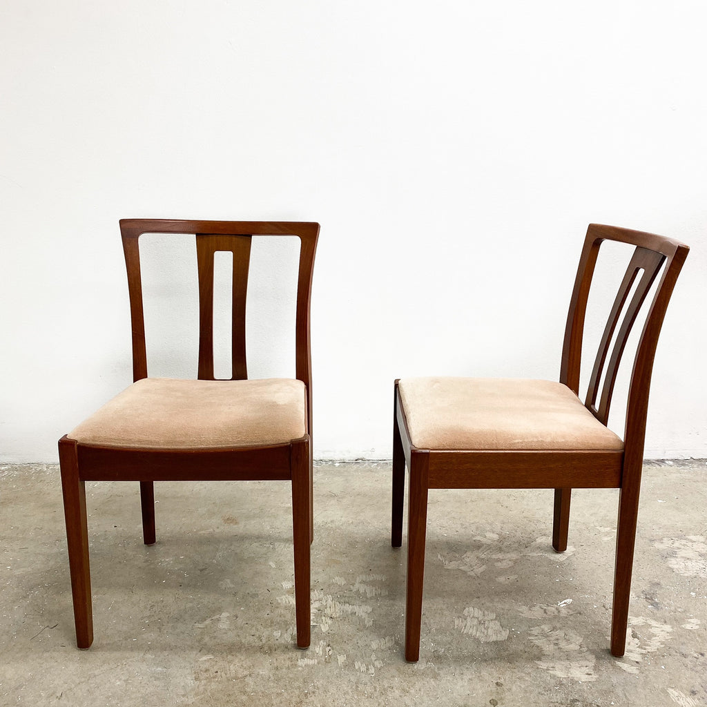 Suite of Six Slat Back Mid Century Dining Chairs By Catt Furniture