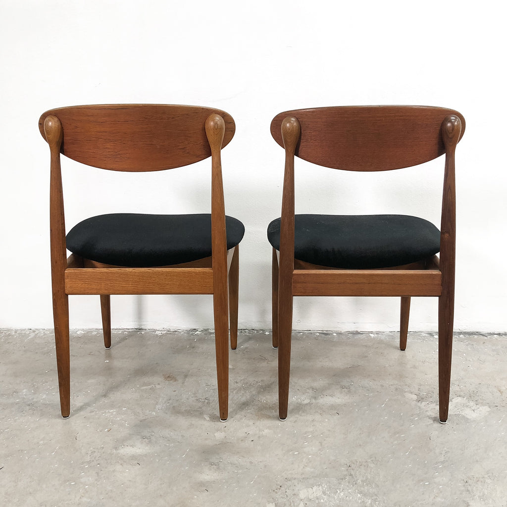 Set of Four Mid Century Parker 107 Spade Back Dining Chairs
