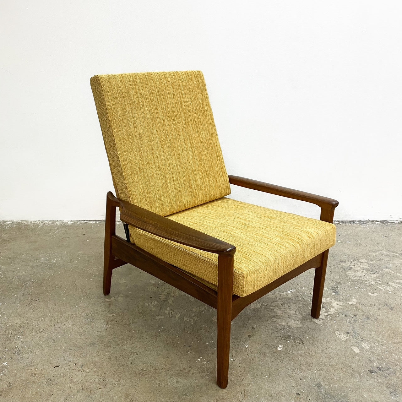 Fler Flermark Mid Century Teak Armchair With New Upholstery – The ...