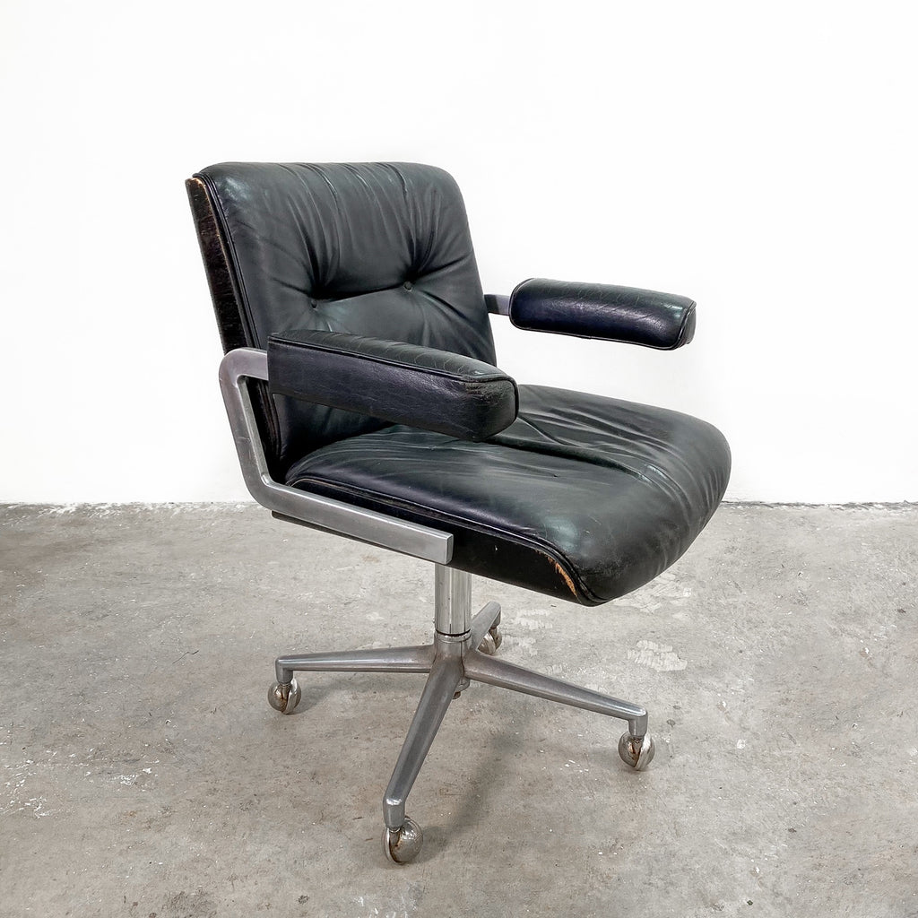 MID CENTURY LEATHER SWIVEL OFFICE CHAIR