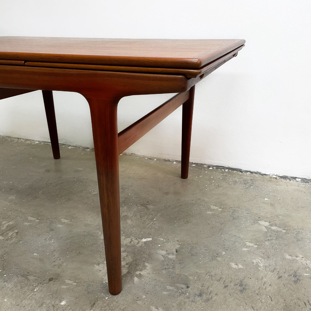 Mid Century Johannes Anderson T H Brown Dining Table