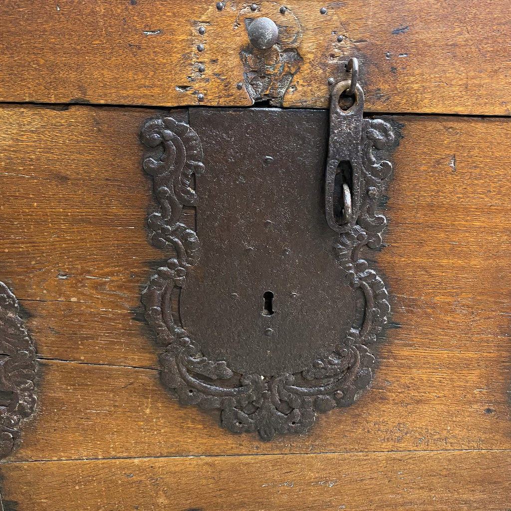 Antique 16th Century Dutch Oak Chest